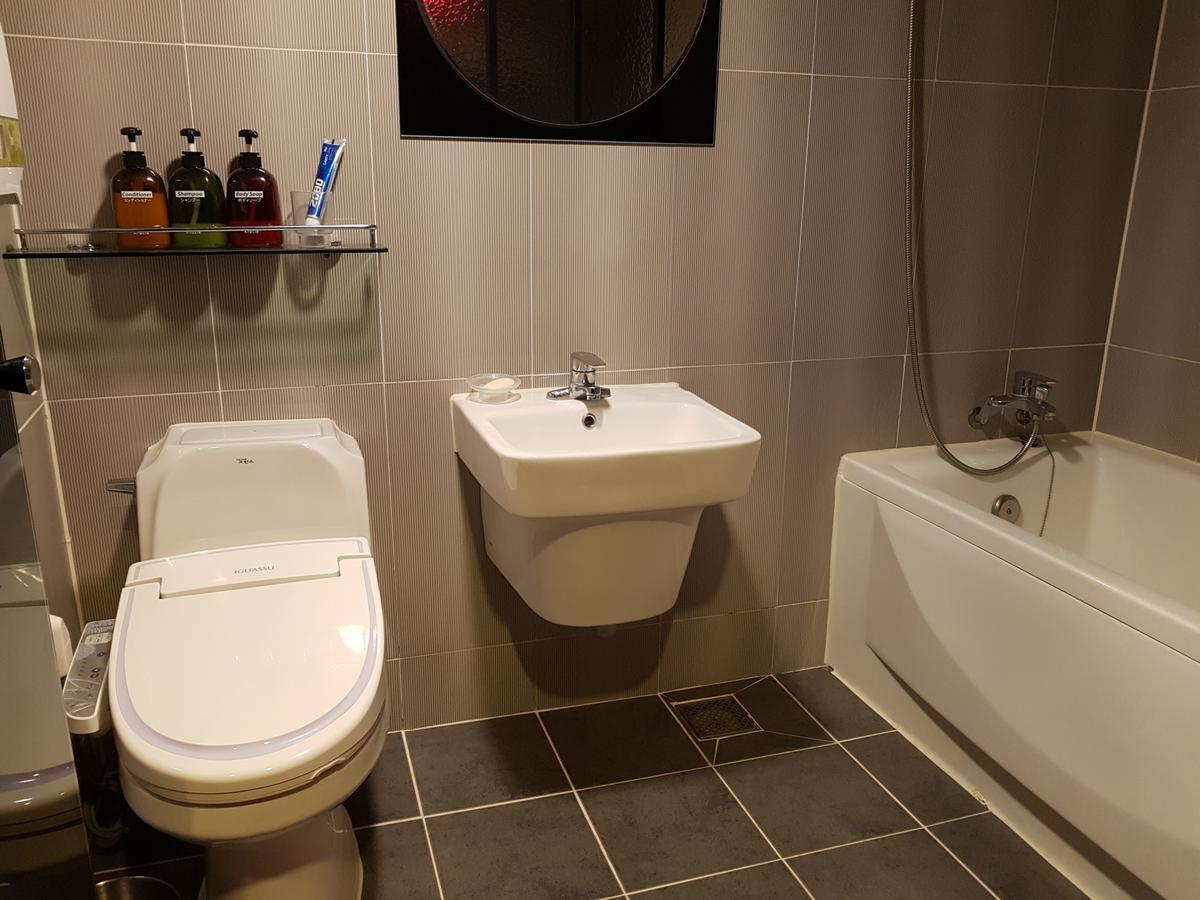 Vitamin Hotel Busan Extérieur photo