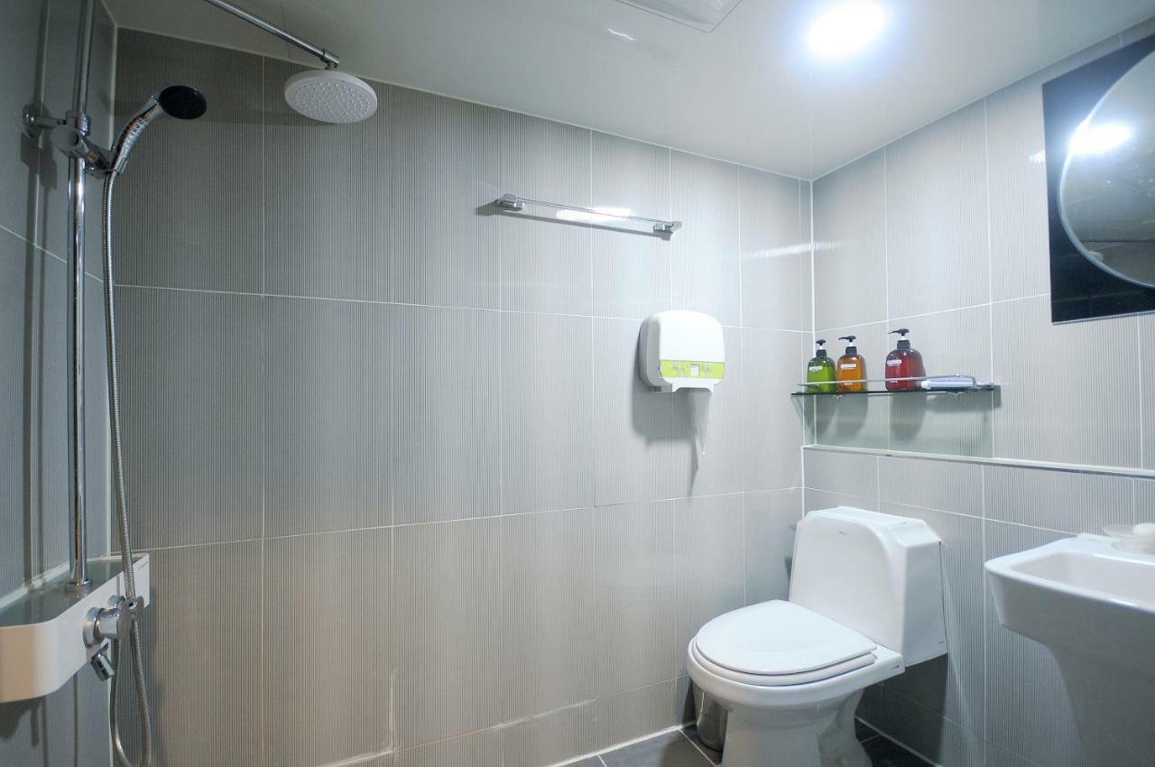 Vitamin Hotel Busan Extérieur photo